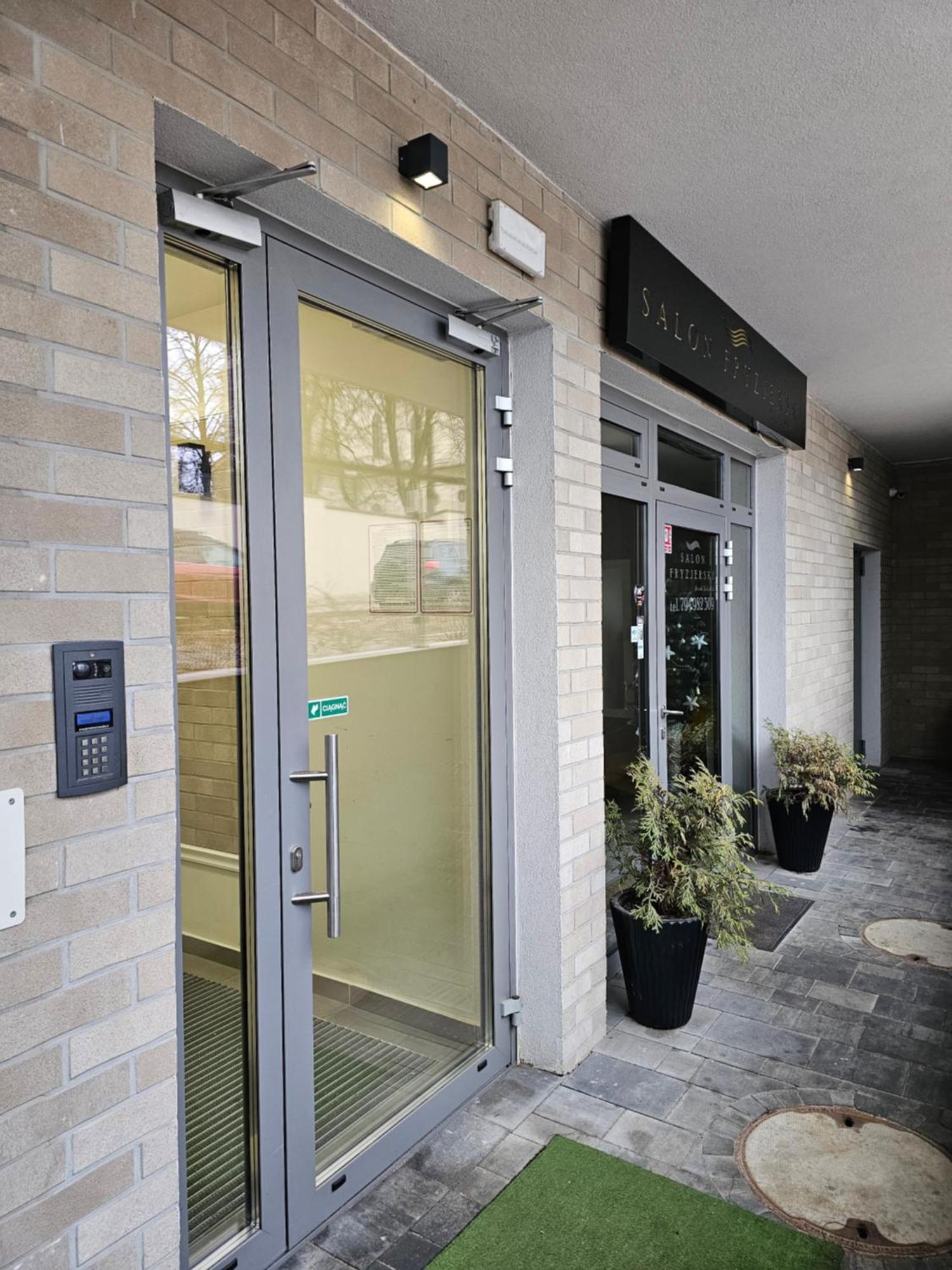 Apartament Ceglany - Centrum, Prywatne Miejsce Parkingowe, Klimatyzacja Kielce Exterior photo